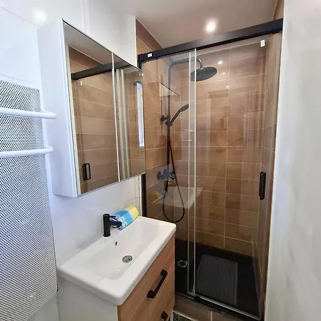 Jardin De Camargue - T4 Avec Parking, Wifi, Velos & Jardin, Proche