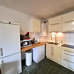Jardin De Camargue - T4 Avec Parking, Wifi, Velos & Jardin, Proche